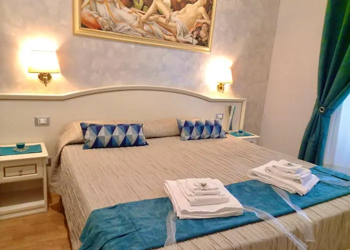 Domus Via Veneto Nocleg ze śniadaniem 2*
