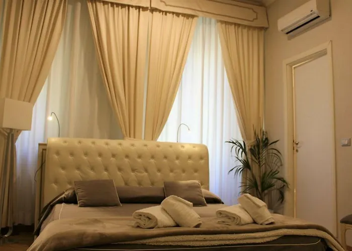 Domus Via Veneto 2*
